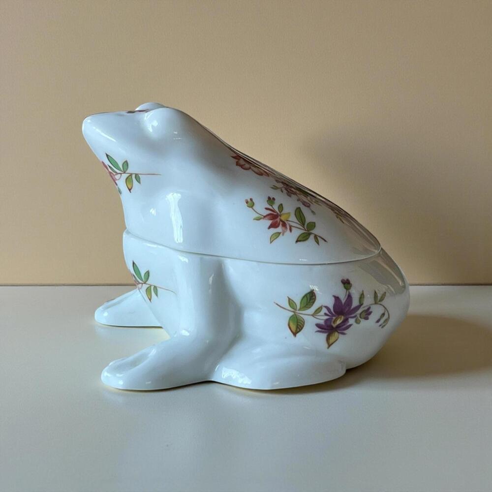 Hammersley Antique Frog Trinket Box • Hand-Painted Floral Lidded Porcelain Dish